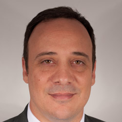 Dr. Sergio Maniglia